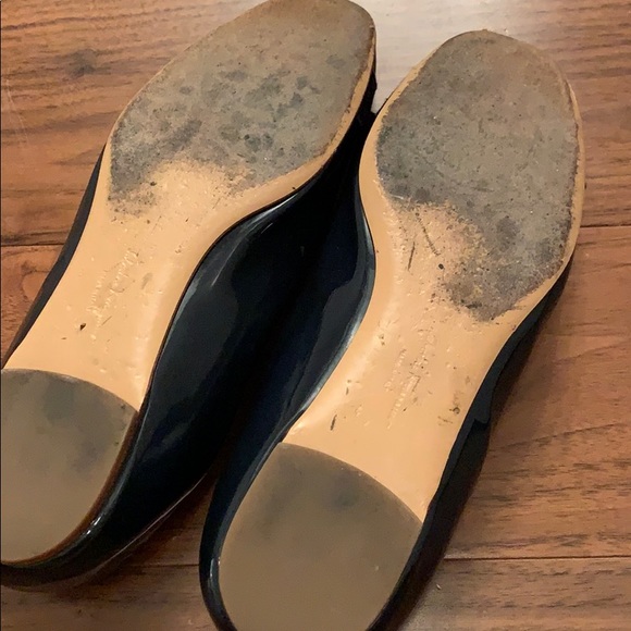 Size 7.5 navy ferragamo ballet flats - Picture 4 of 4